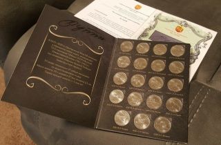 ● Vladimir Putin President Of Russia Signed Autographed Book W/coins Rus