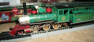 Hawthorne Village Thomas Kinkade ' s Christmas Express Train Set Locomotive,  Cars 2