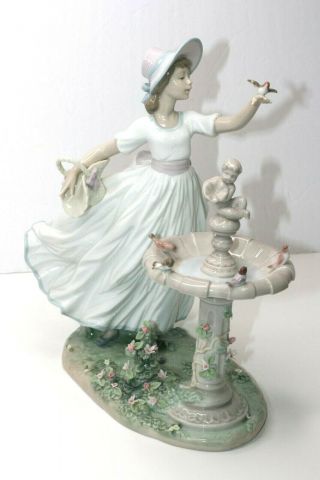Lladro Porcelain Figurine 6106 Spring Joy 10.  5 " Vintage Pre - Owned With Losses