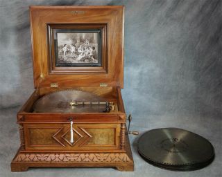 Antique 15,  5 Inch De Luxe Style 45 Polyphon Disc Music Box Including 12 Discs