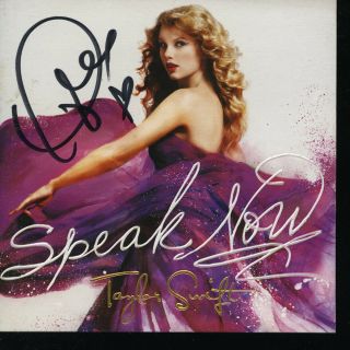 Taylor Swift Signed Autographed Speak Now Booklet And Cd