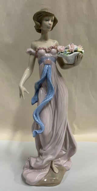 Vtg Lladro Spring Flirtation Porcelain Figurine 6365 Lady Girl With Flowers (a25