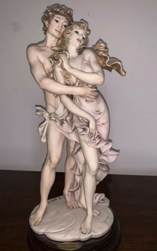 Giuseppe Armani Florence Capodimonte Figurine Statue " Lovers " Ltd Ed 2863/3000