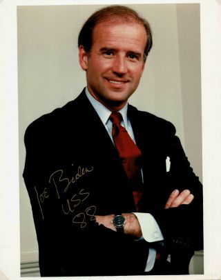 Joe Biden - U.  S.  Vice President (09 - 17) / Presidential Candidate - Autograph Photo