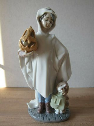 Lladro Trick Or Treat 6227 Halloween Boy In Ghost Costume With Dog & Pumpkin