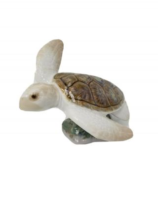 Lladro Porcelain Caribbean Exclusive Sea Turtle Figurine