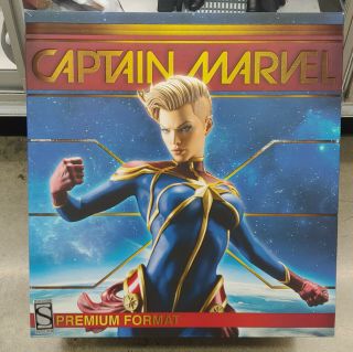 Sideshow Captain Marvel Premium Format Exclusive 1/4 Statue Rare Displayed
