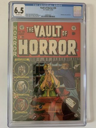 Vault Of Horror 35 - Cgc 6.  5 - Classic Christmas Cover