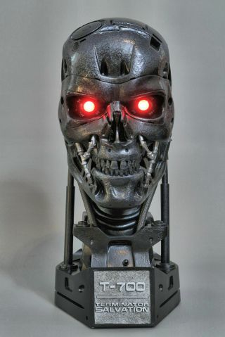 Sideshow Terminator Salvation T - 700 Endoskeleton Life - Size 1:1 Bust T - 800