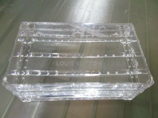 Louis Vuitton Crystal Glass Steamer Trunk Paperweight S3