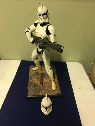 Star Wars Sideshow Collectibles Clone Trooper Premium Format Exclusive