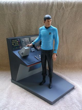 Star Trek Commander Spock Made By Hollywood Collectibles Group.  003 Of 600