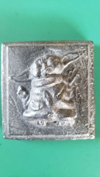 10oz Silver Baby Yoda " The Child " In Carbonite Fine.  999 Mandalorian Hand Pour