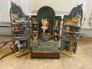 Vintage Enesco Animated Music Box Rare Toy Closet Nursery Rhyme Memory From Cats