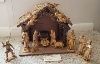 Vintage Fontanini Nativity Depose Italy Set Of Figures & Wood Stable Jesus Mary