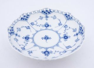 Serving Bowl 1023 - Blue Fluted - Royal Copenhagen - Full Lace - 3rd Quality