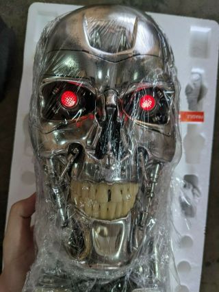 Sideshow Collectibles Terminator Endoskeleton Skull T2 Endoskull Combat Veteran