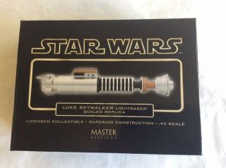 Star Wars Luke Skywalker Lightsaber Master Replicas.  45 Scale
