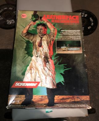 Texas Chainsaw Massacre Leatherface 1/4 Scale Collectors Edition Vinyl Model Kit