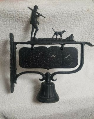 Antique Cast Iron " Dinner Bell " Wall Mount Hunter W/ Hunting Dog With Clapper