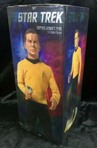Sideshow Collectibles Premium Format 1/4 Scale Statue Star Trek Captain Kirk Mib
