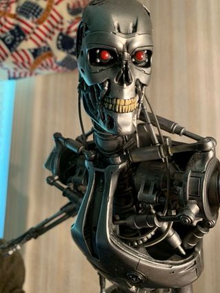 Sideshow Terminator T - 800 Endoskeleton Maquette Statue Exclusive Rare Nib