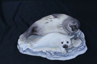 Boehm England Seal And Pup Porcelain Figurine 20117 9 " X 6 " X 5 "