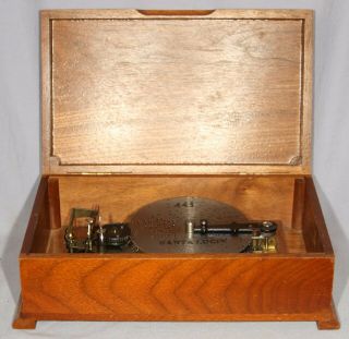 Vintage Thorens Music Box With 17 Discs