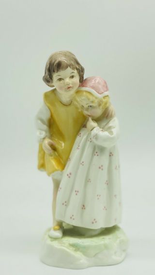 Royal Worcester " Babes In The Wood " Porcelain Figurine 3302 Made In England