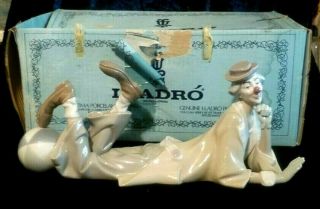 Lladro 4618 Payaso Acostado Clown With Ball Porcelain Figurine Retired
