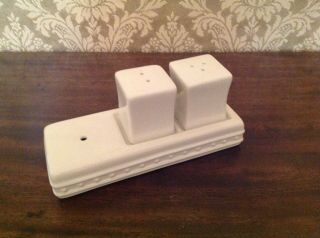 Nora Fleming Salt And Pepper Set In Tray