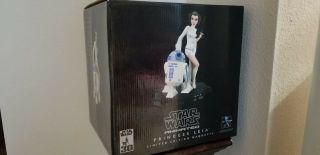 Gentle Giant Princess Leia & R2d2 Limited Edition Animated Maquette