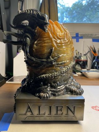 Alien Anthology Collectors Edition Light Up Alien Egg (blu Rays Not)