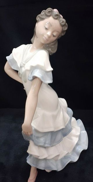 Nao By Lladro Dancer Woman Hand Made In Spain
