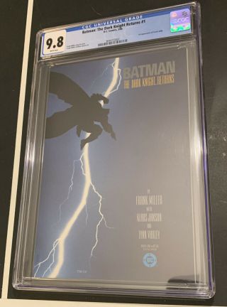 Batman: The Dark Knight Returns 1 (1986) Cgc 9.  8 First Printing Frank Miller