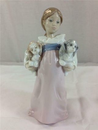 1996 Lladro Daisa Arms Full Of Love 6419 Girl With Two Puppy Dogs