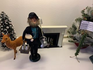Byers Choice Carolers - Amish Man With Milk - Signed By Joyce Byers