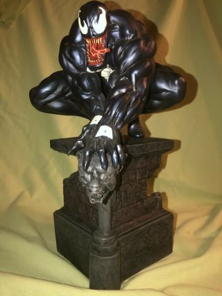 Bowen Designs Classic Venom Statue