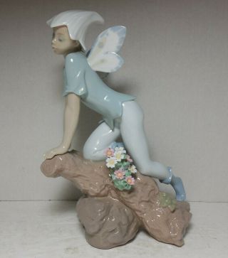 Vintage Lladro Porcelain Figurine 7690 Prince Of The Elves Elf Boy On Log