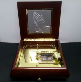 Mr.  Christmas Music Box: In,  Comes With 10 Songs/hymns