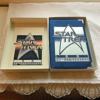 1991 Star Trek 25th Anniversary.  999 Silver Medallion 3220 Captain James T Kirk