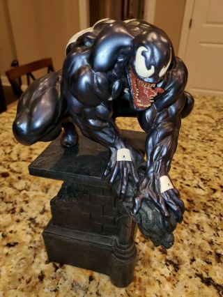 Marvel Bowen Designs Classic Venom Statue 0252/2000. 2