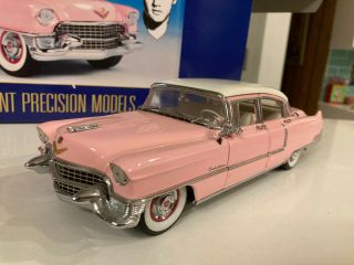 Elvis Presley 1955 Pink Cadillac Franklin 1/24 Diecast Model Car