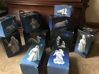 Avon Vintage 10 Piece Nativity Set In Boxes
