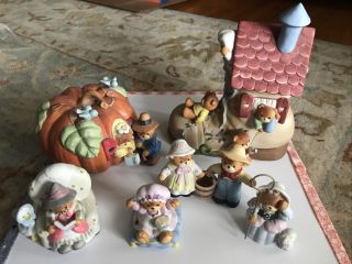 Lucy And Me Nursery Rhymes 6pc Set W/ 2 Music Boxes