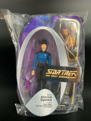 Rare Diamond Select Toys Star Trek: The Next Generation Nurse Alyssa Ogawa