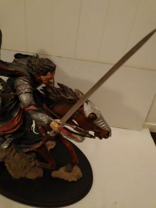 ARAGORN AT THE BLACK GATES STATUE SIDESHOW LORD OF THE RINGS 3