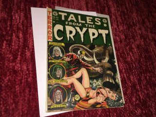 Tales From The Crypt 32,  Lower Grade,  Part Of Huge Set Reasonable Price.