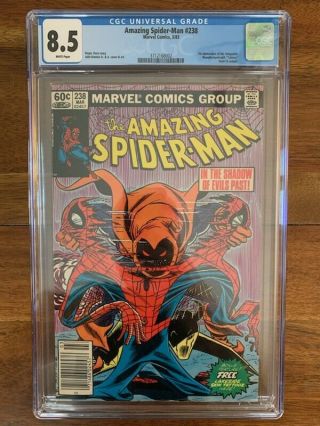 Spiderman 238 Newsstand 8.  5 Cgc White Pages First Appearance Key Comic