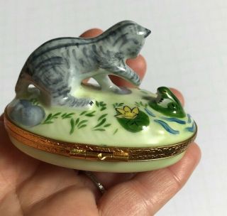 Gray Tabby Kitten Cat Playing With Frog Limoges Artoria Porcelain Trinket Box